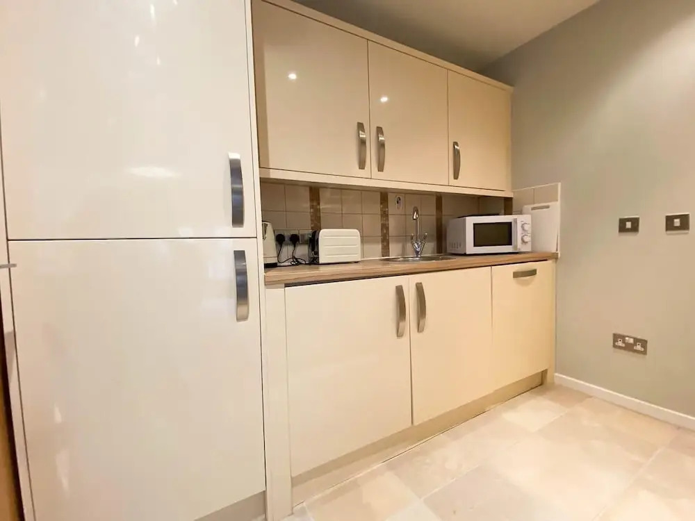 Kelvingrove Art Gallery Flat - Private Parking