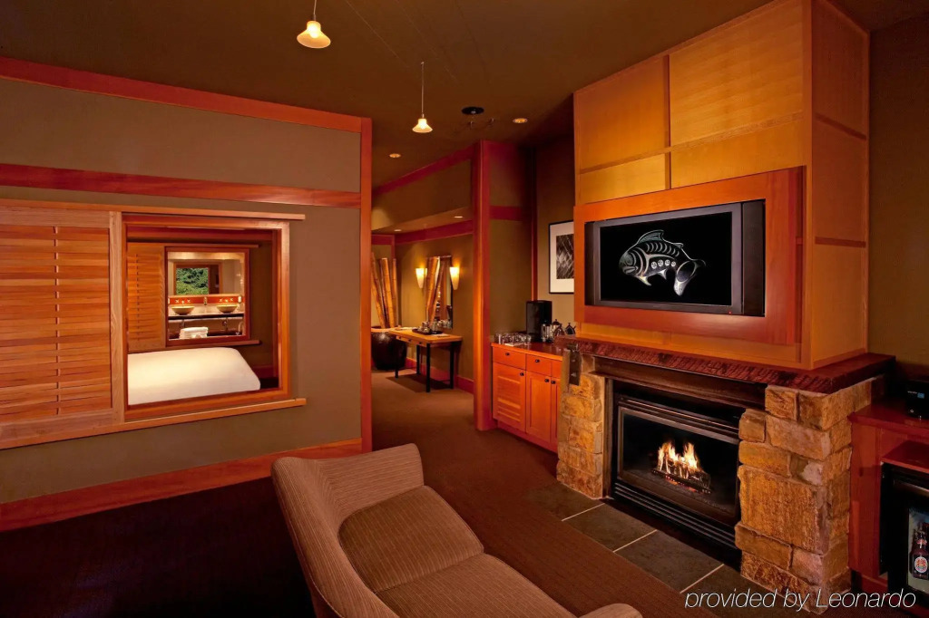 Willows Lodge