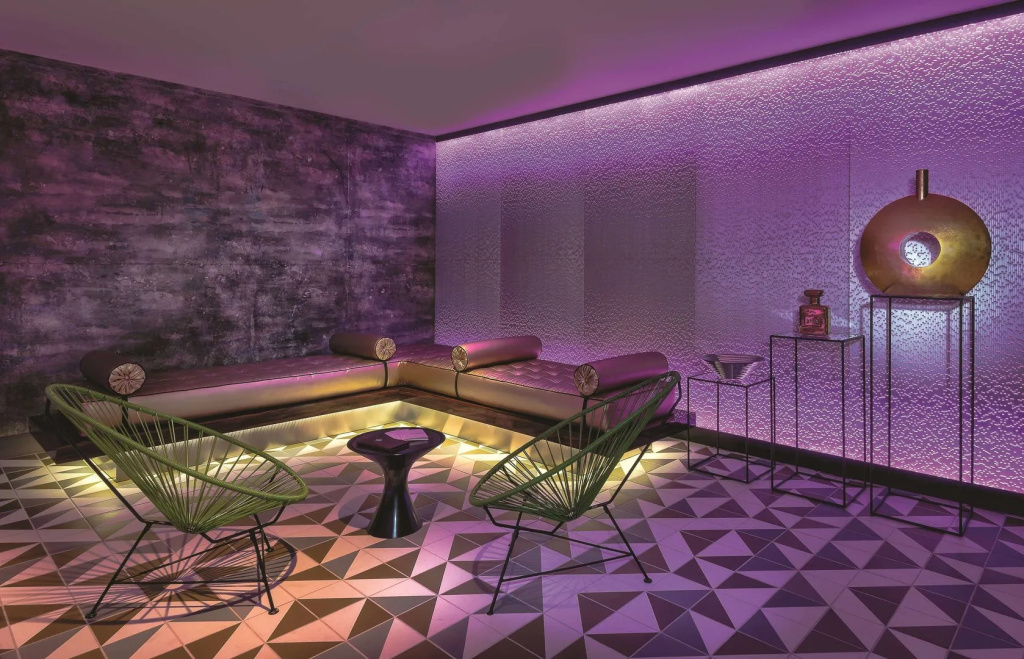 The LINQ Hotel & Casino – A Caesars Rewards Destination