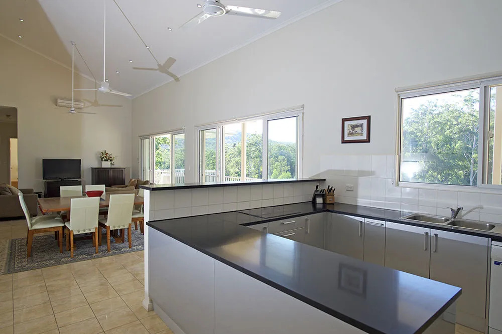 Clarendon Forest Retreat