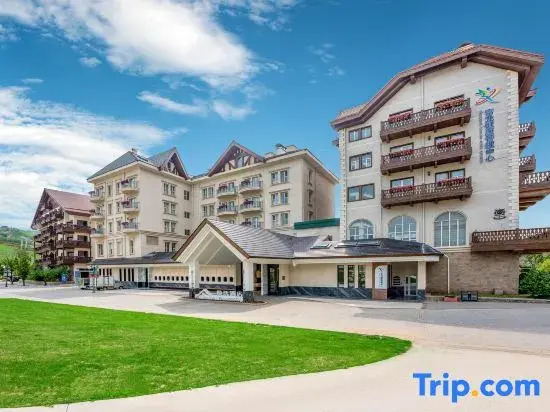 Zhangjiakou Fulong Fengling Yuegu Fanwoods Hotel
