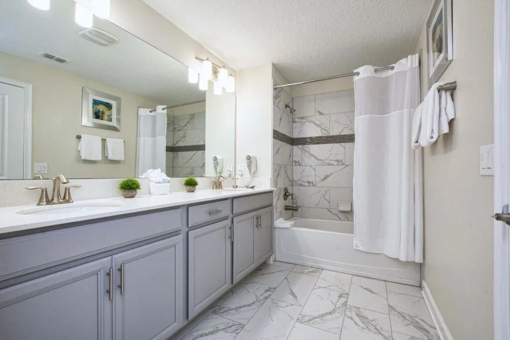 Storey Lake-5 Bedroom Townhome w/Splashpool-1630ST