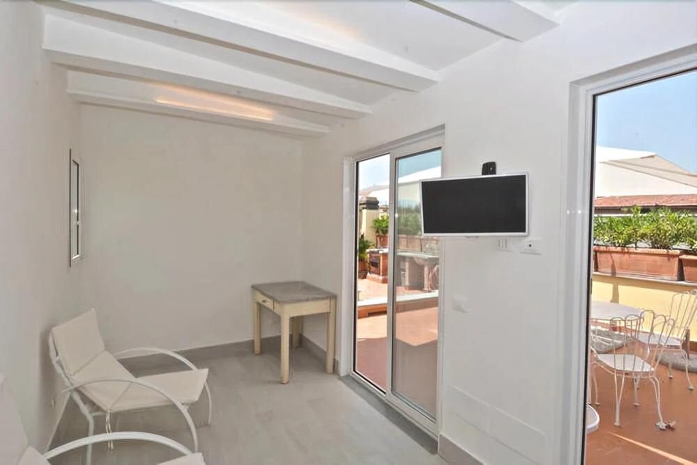 House & The City - Vatican Apartments