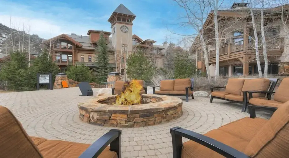 Prime Location, Steps from the Ski Lift - 2 Bedroom Condo in Arrowhead Village 2 Condo