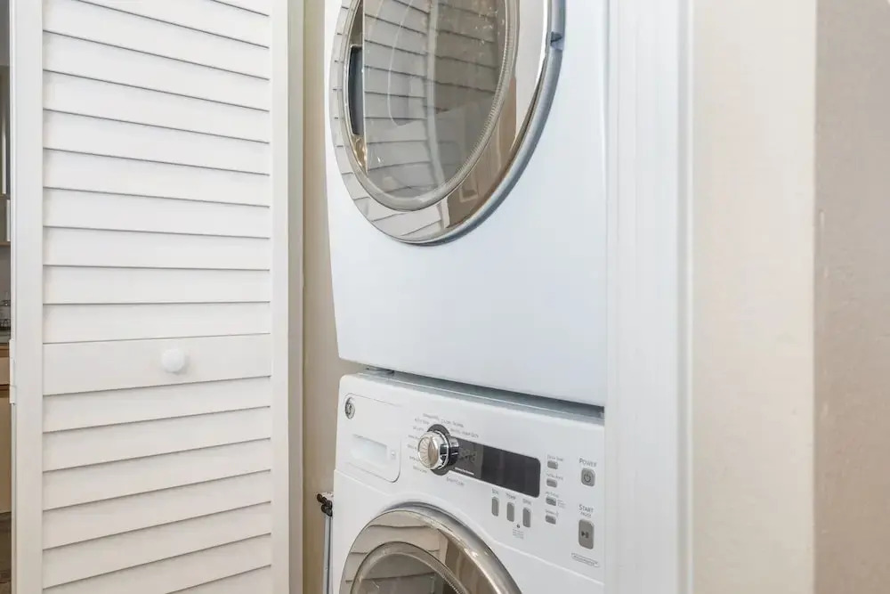 Chalet Chic Condo, Short Walk To Lift 7, Covered Parking 2 Bedroom Condo by RedAwning