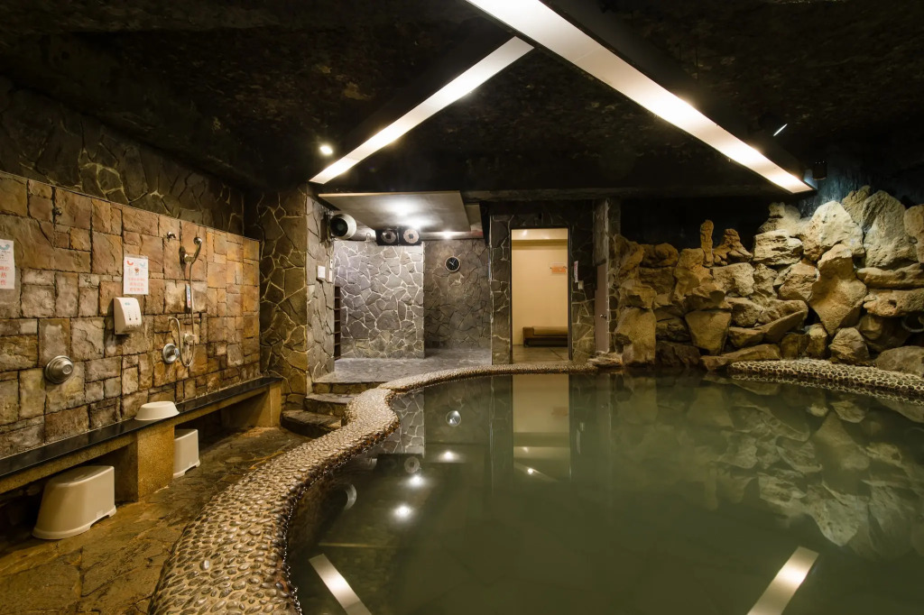 Atami Hotel Taipei Onsen