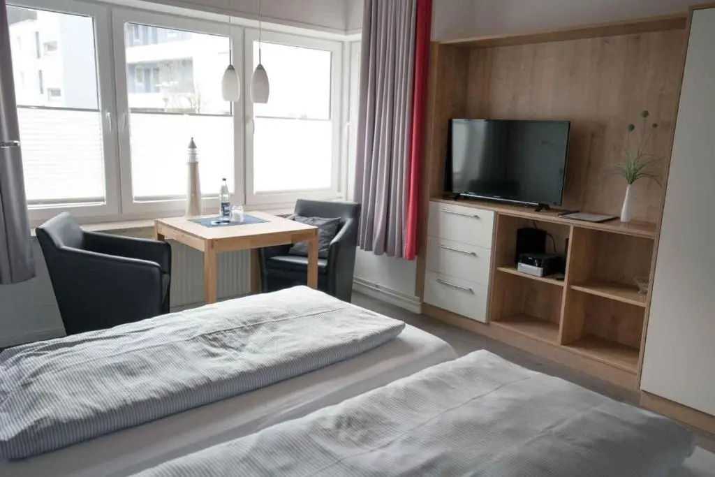Ferienwohnung-1-im-Haus-Seeluft-Duhnen-Strandnah-und-mit-Meerblick