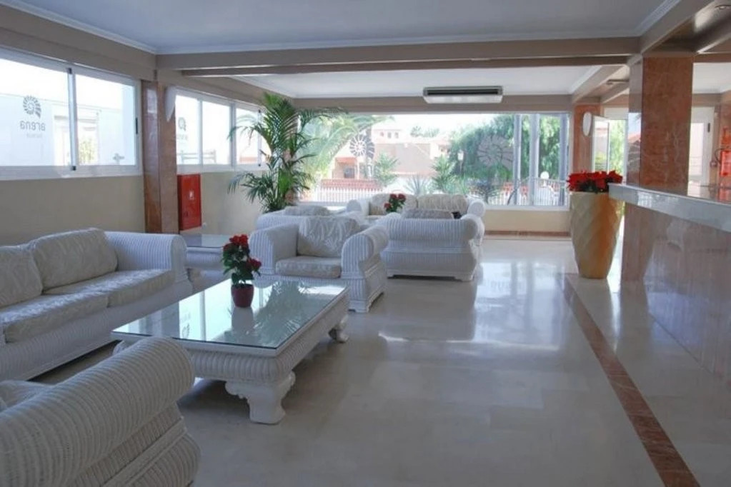 Apartamentos Lobosol Paradise