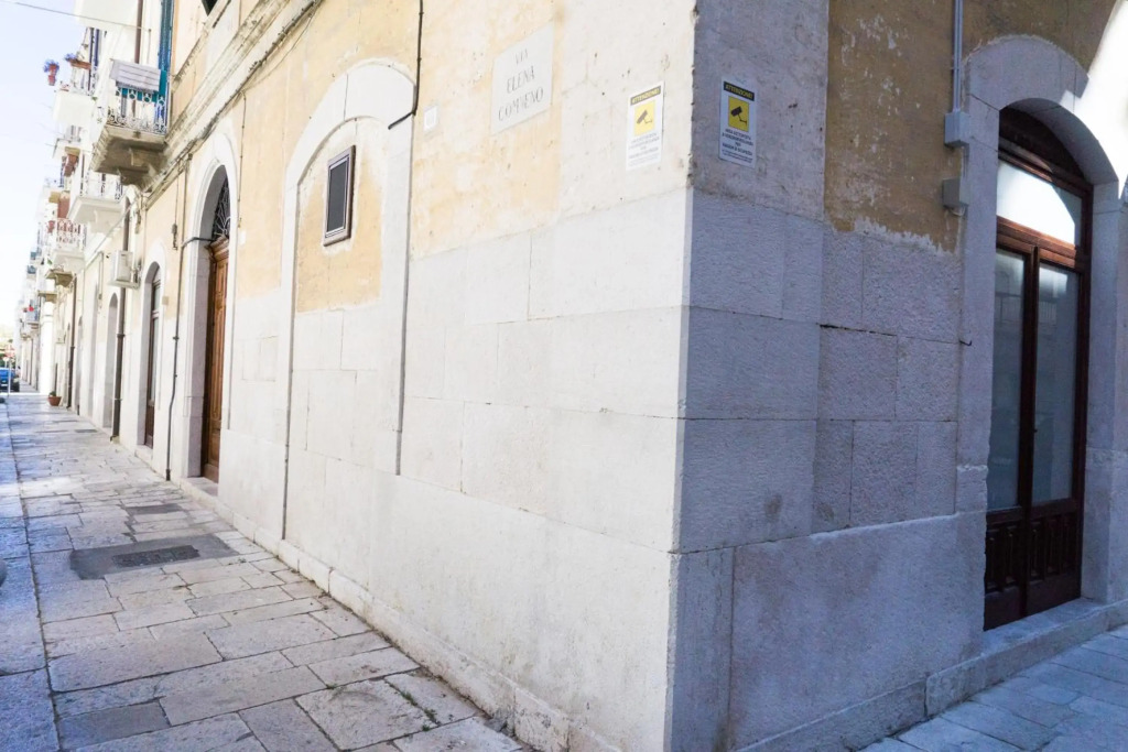 Donato Rooms