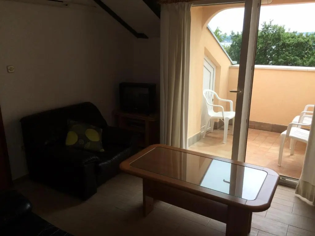Apartments 30m from the beach