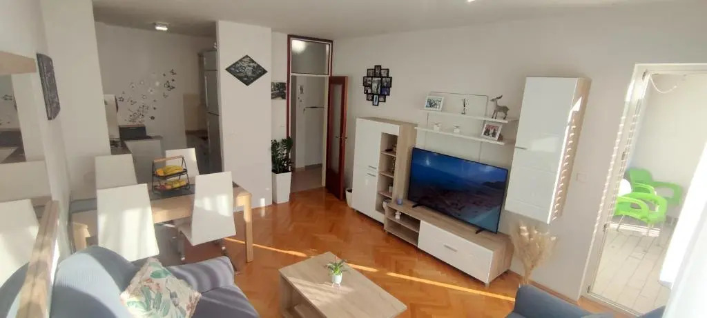 Nikolic Apartment