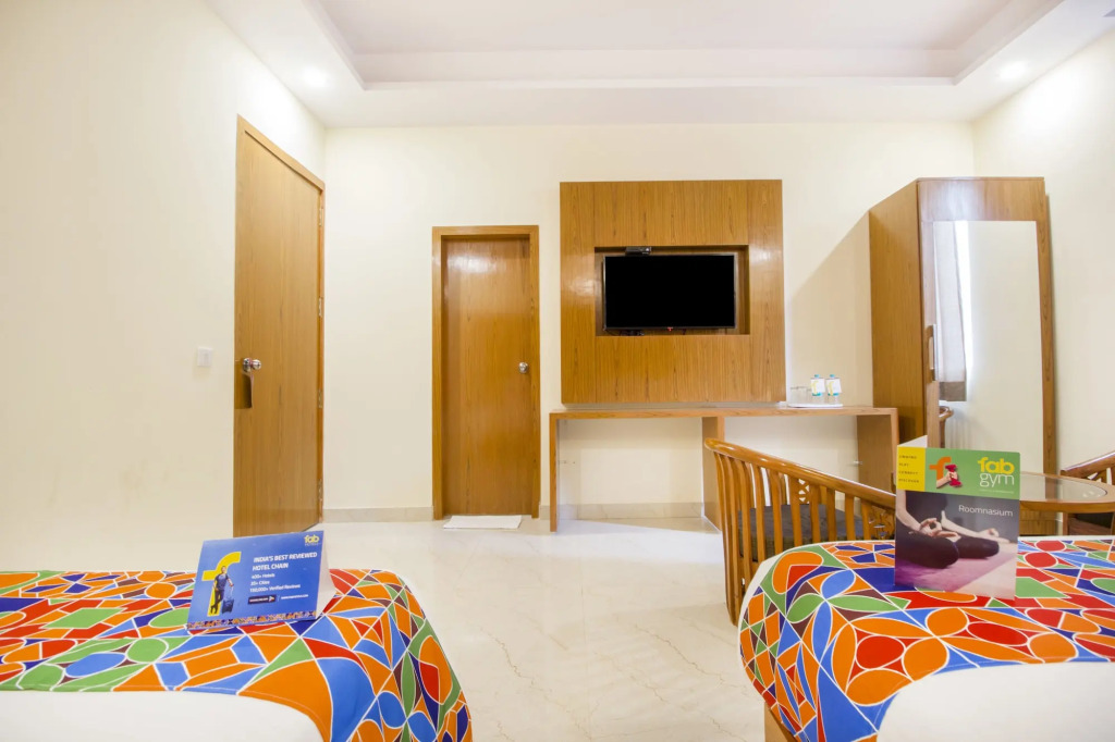 FabHotel Aries - Nr IGI Airport New Delhi