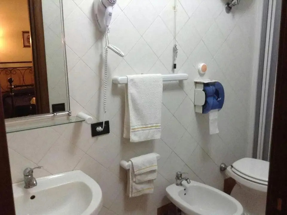 B&BHotel EMMANUEL Napoli
