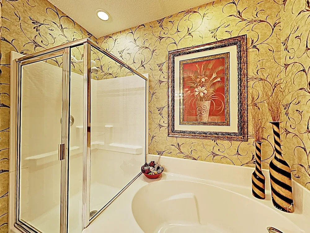Exclusive Greenbriar W/ Golf & Beach Shuttle 2 Bedroom Condo