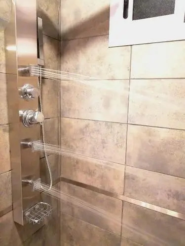 Altos de Chacabuco Planta Alta Apartamento temporario amoblado premium con cochera gratis