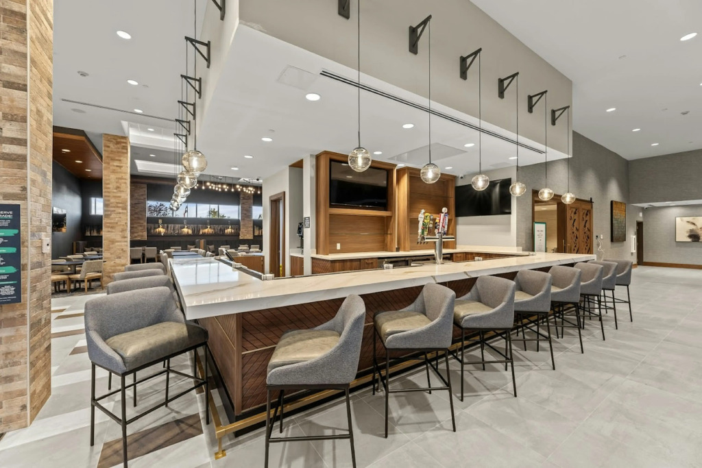 Embassy Suites By Hilton Irving Las Colinas