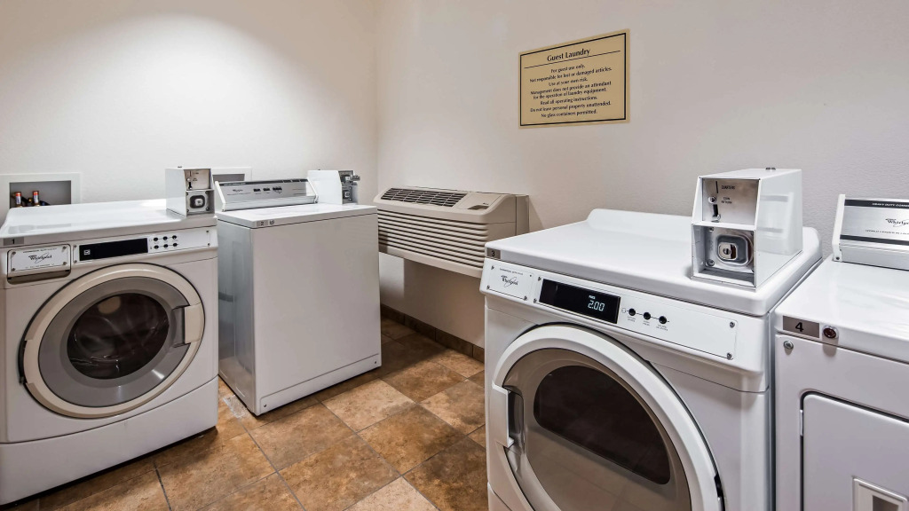 Best Western Plus Carousel Inn & Suites Burlington