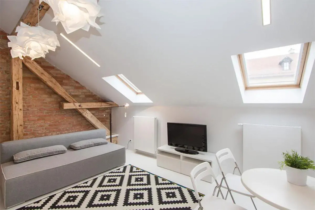 Upper Town Apartment