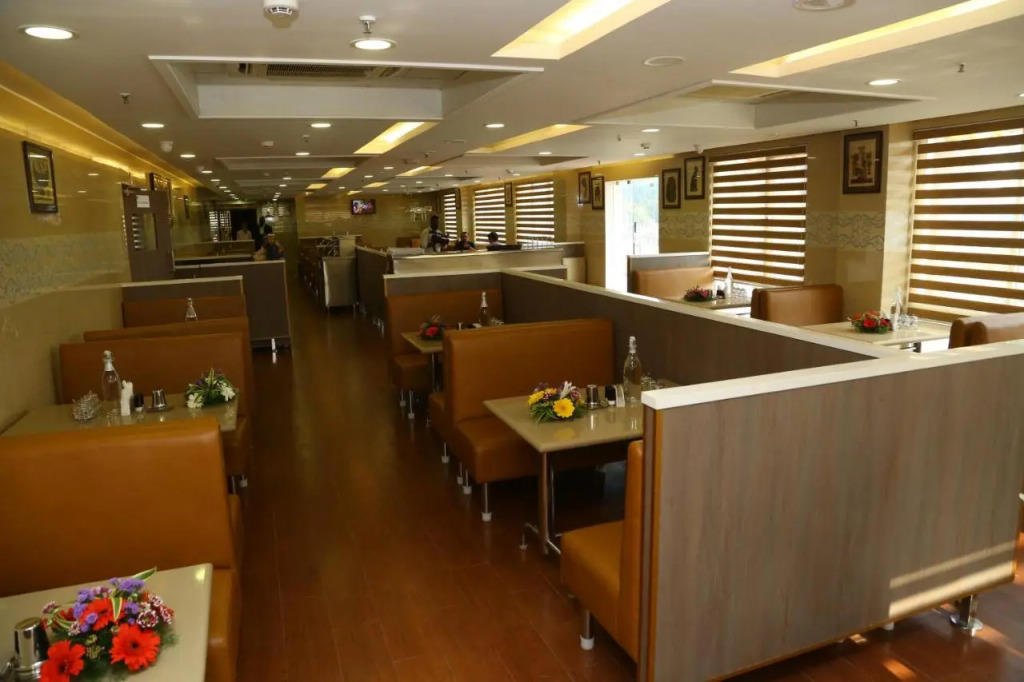 Raaj Bhaavan Clarks Inn Chennai