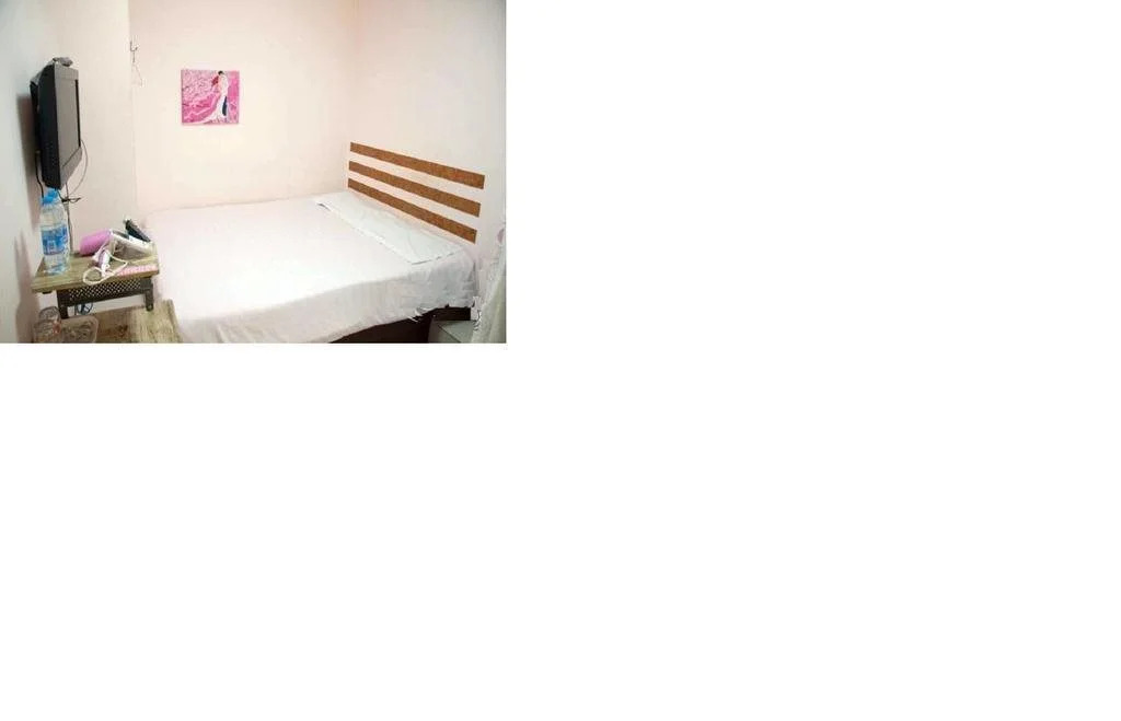 Huatian Express Inn