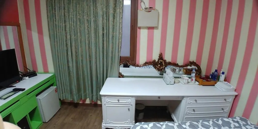 Samwoo Motel