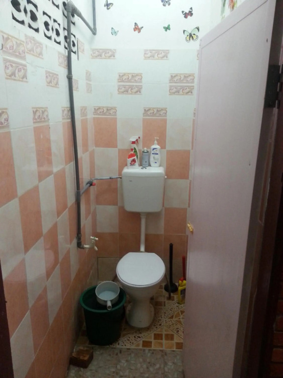 Homestay Aircond Pantai Timur Chalet Guest House Kak Mah