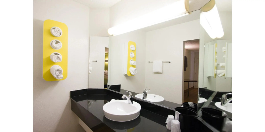 Motel 6-Austin, TX - Midtown