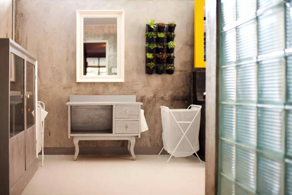 Collection O Jasaen Stylish Unique Hotel