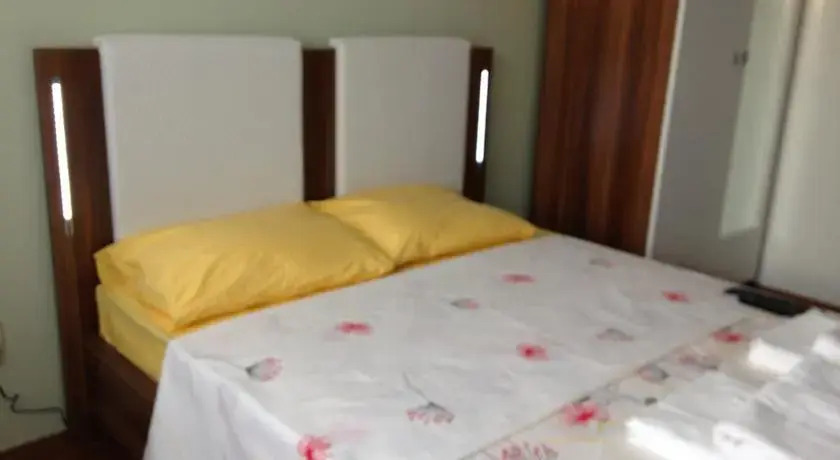 Tatavla Apartments