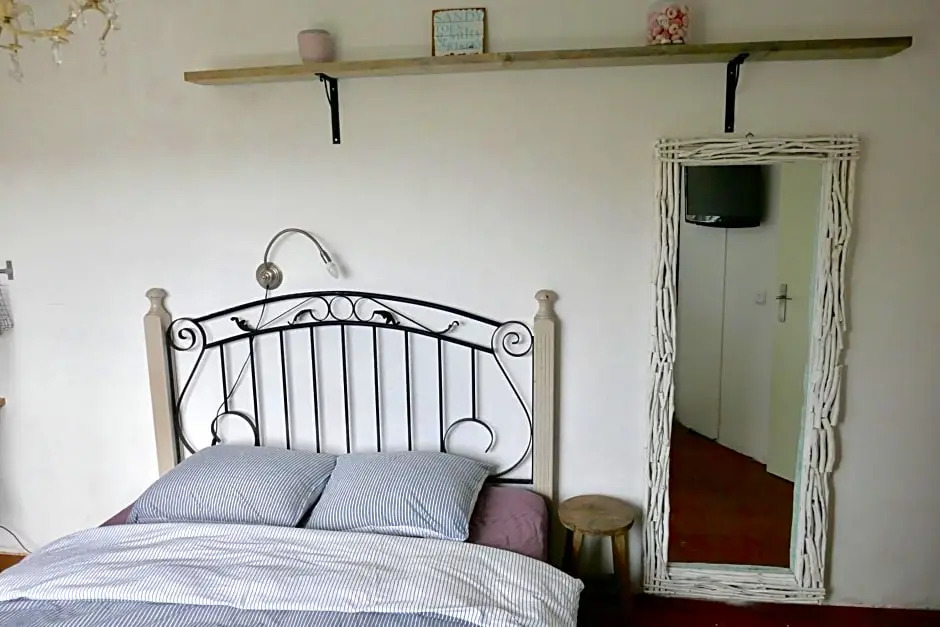 Silver Moon Bed & Breakfast