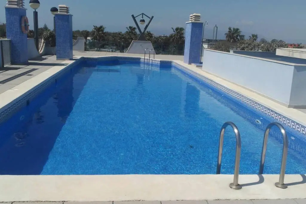 Deltaebro Piscina