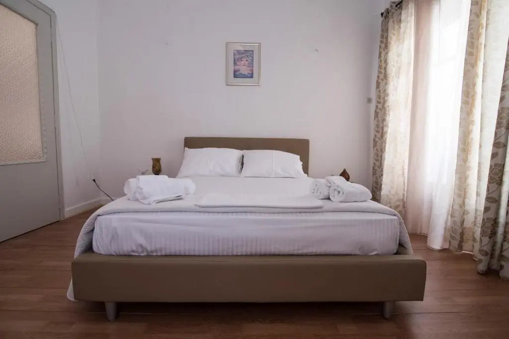 Naxian Harmony 300m from the beach