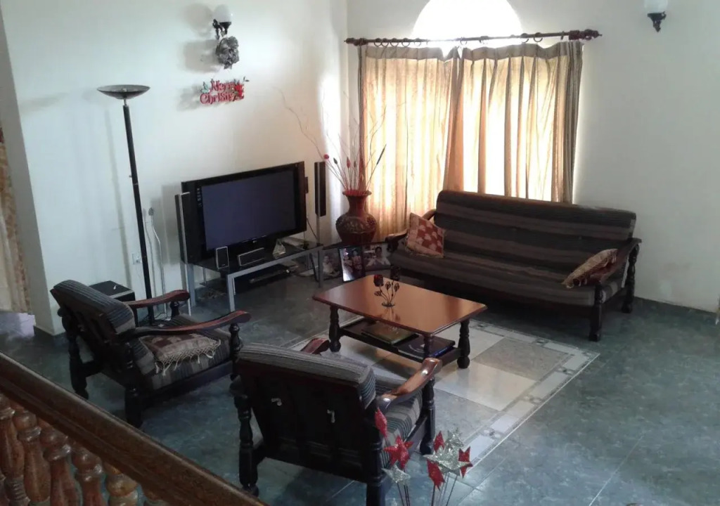 Kandy Hill Breeze ( Home Stay)