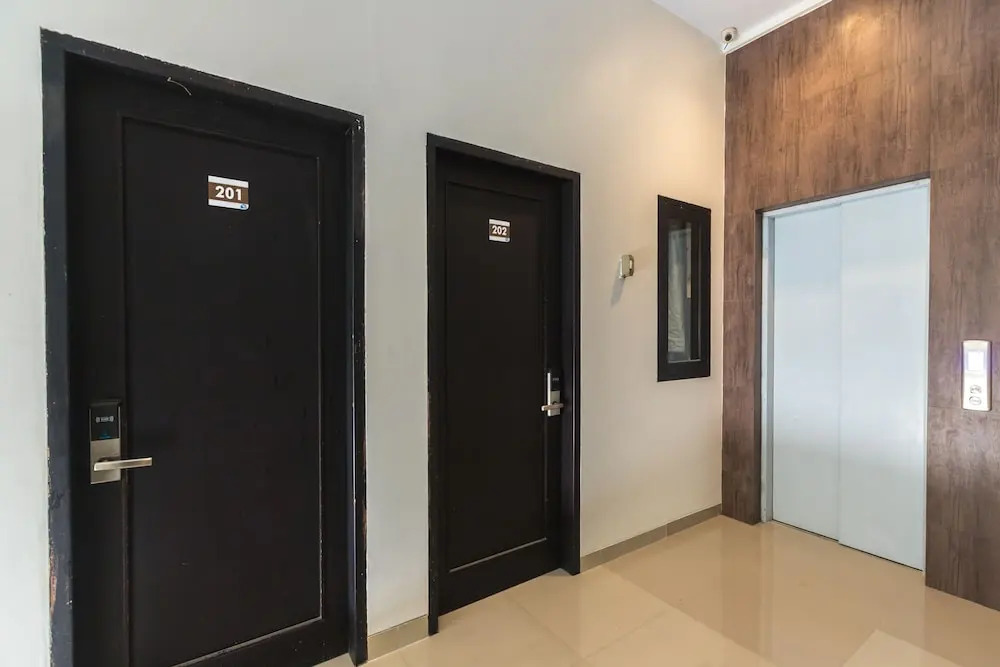 Puri Maju Hotel