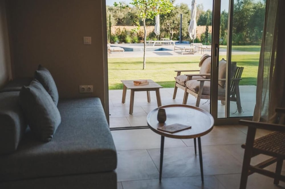 Helichrysum Lofts