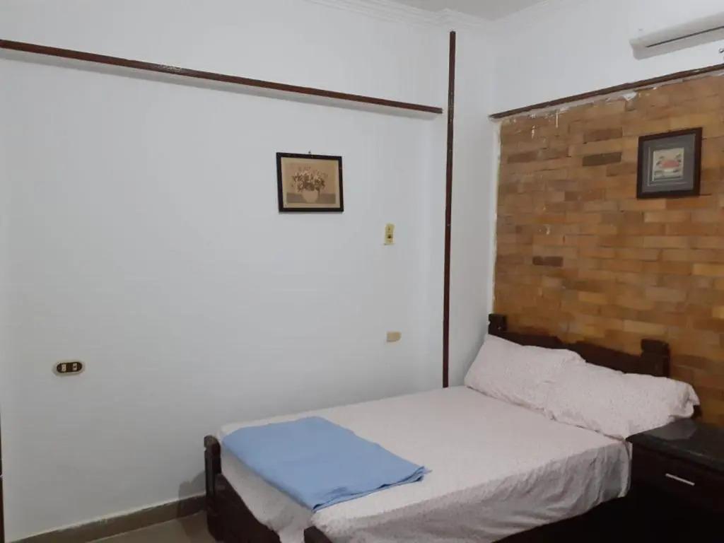 2B V150 basement chalets 2 bed rooms in Green Beach