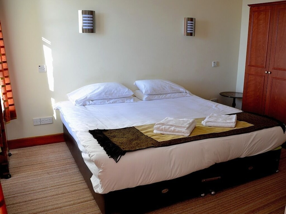 Crown hotel