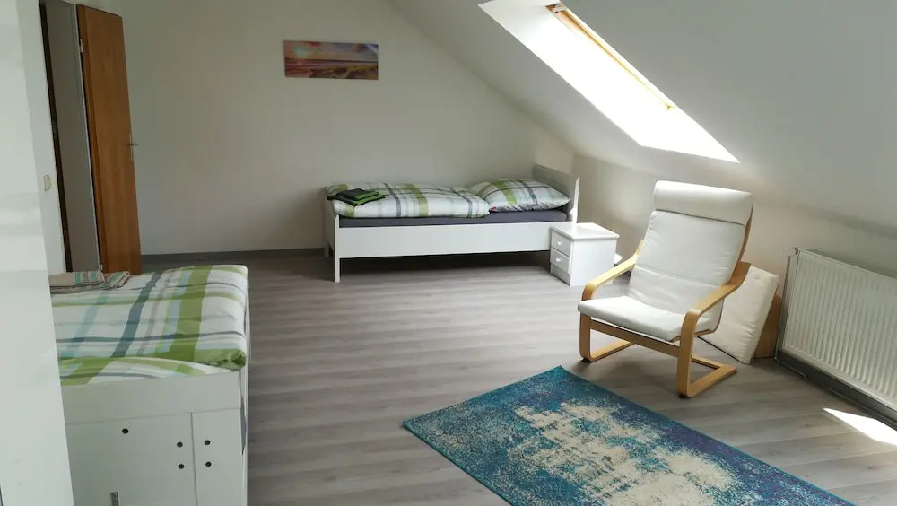 Apartment 28 o M