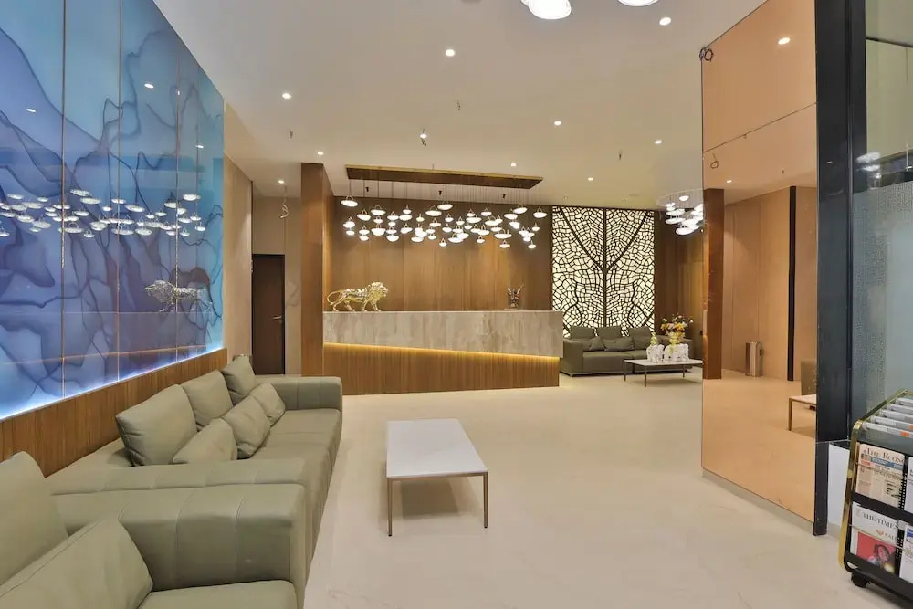 Hotel Elements