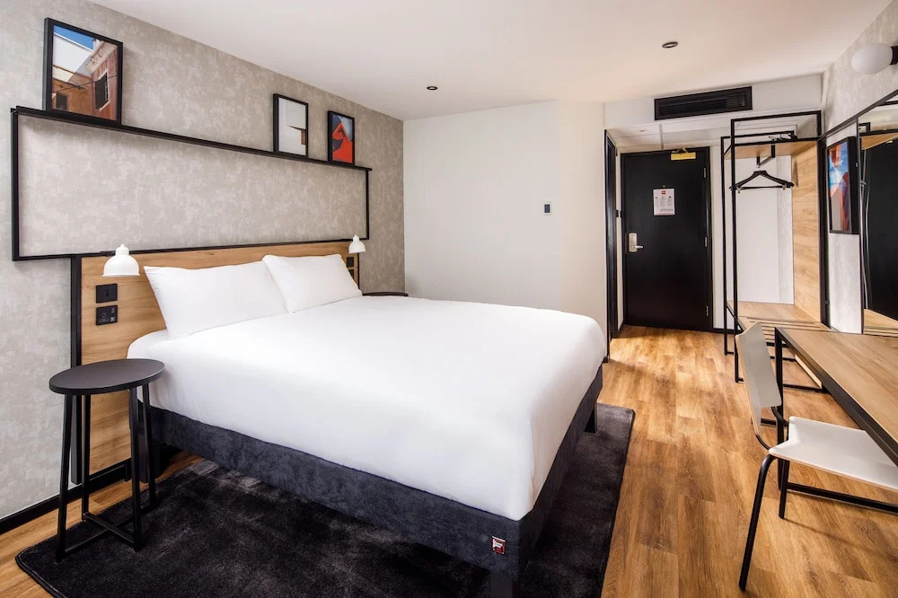 Premier Inn Castleford M62 JCT 31