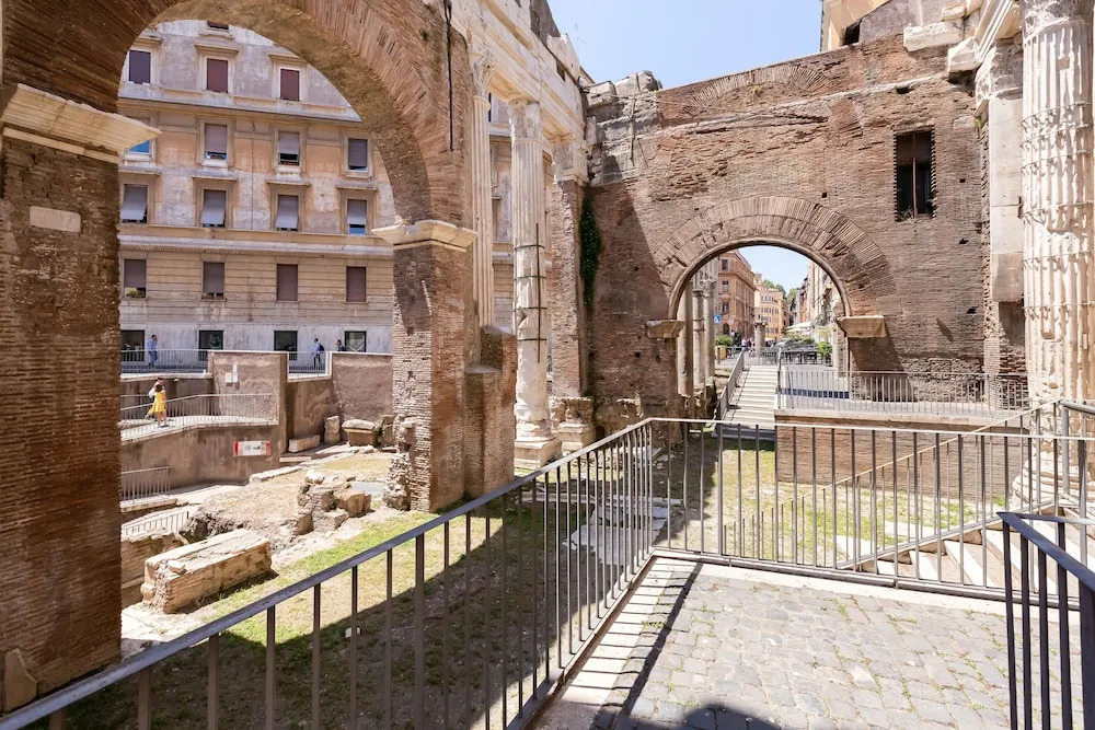 Trastevere & Old Ghetto Apartment