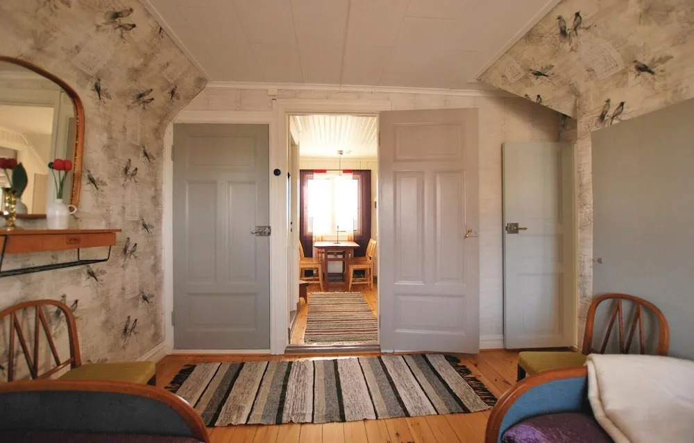 2 Bedroom Lovely Home In Hultsfred