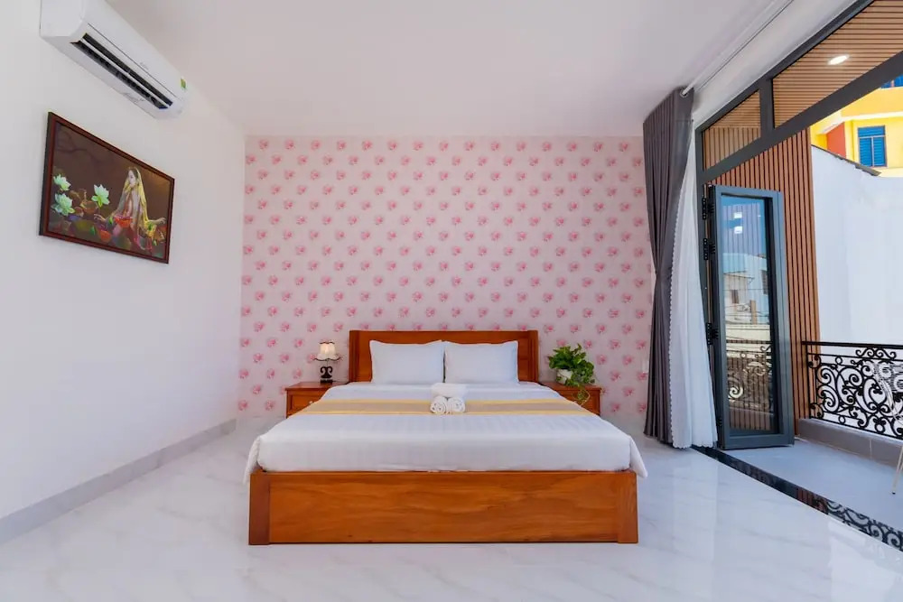 126 Vung Tau Pool Villa Back Beach From 4 To 12 Rooms Options