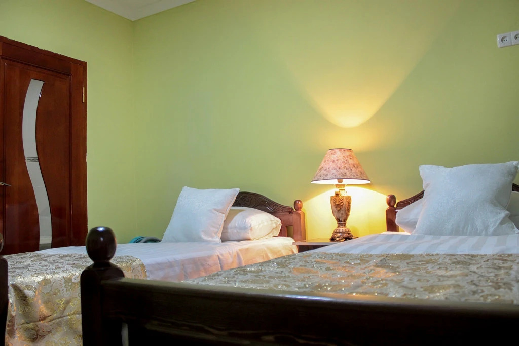 Hotel Al Mansur