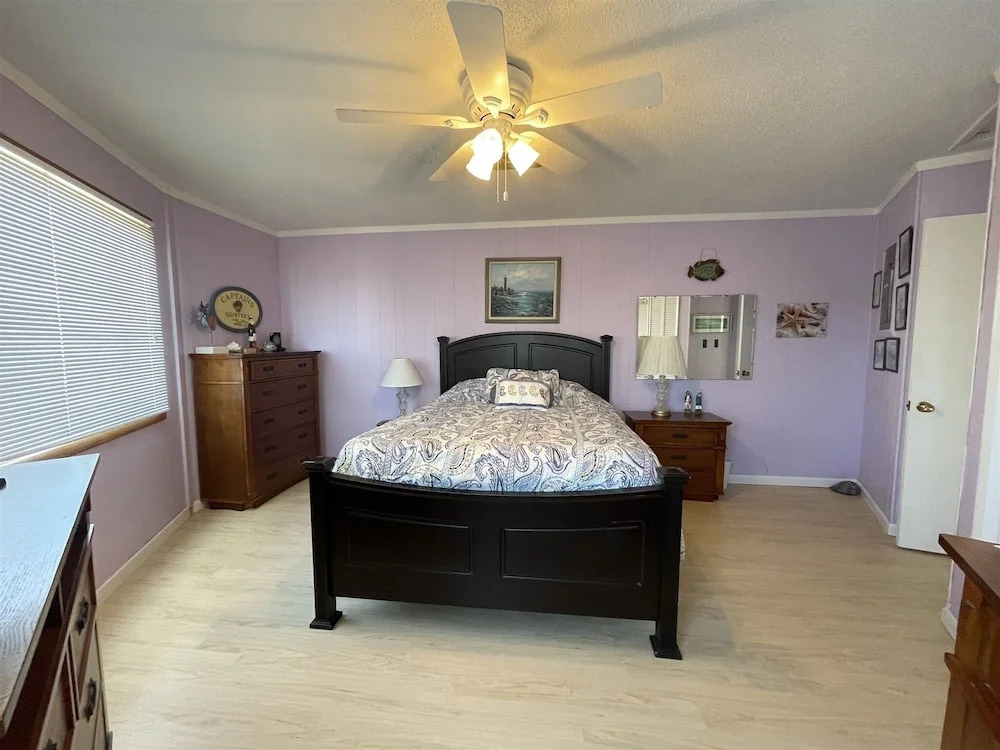 46221 Oramar Drive House by RedAwning