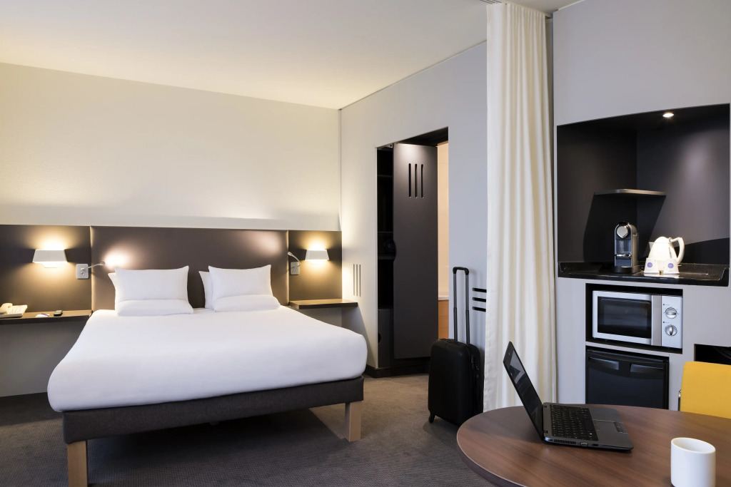 Novotel Suites Paris CDG Airport Villepinte