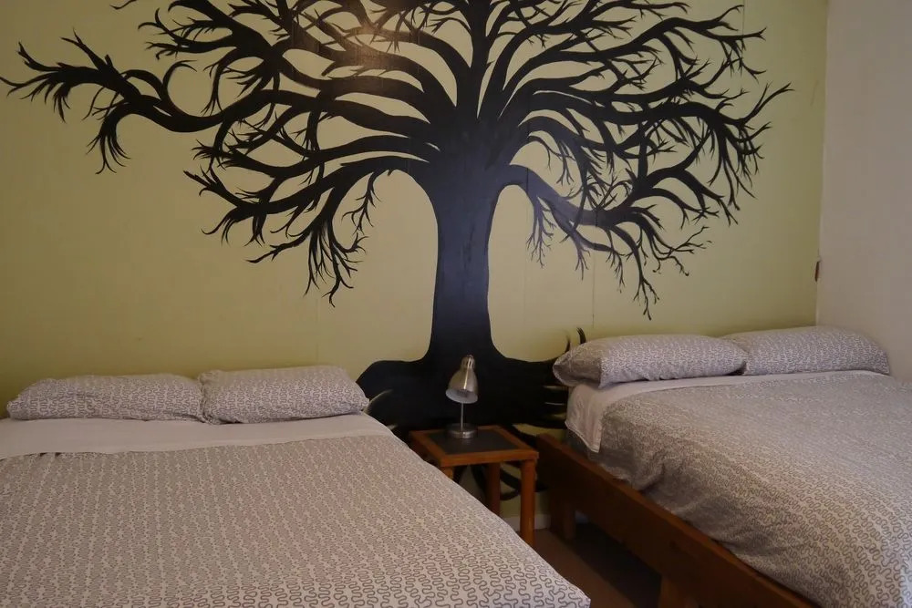 Tofino Travellers Guesthouse
