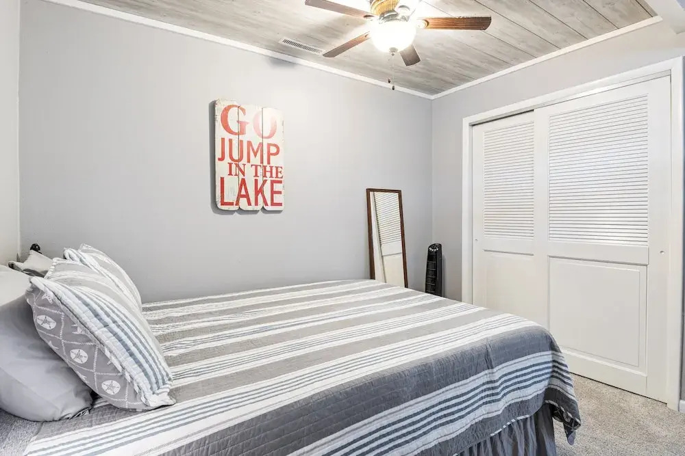 Spacious Home & Lake Access, Lake Views Throughout