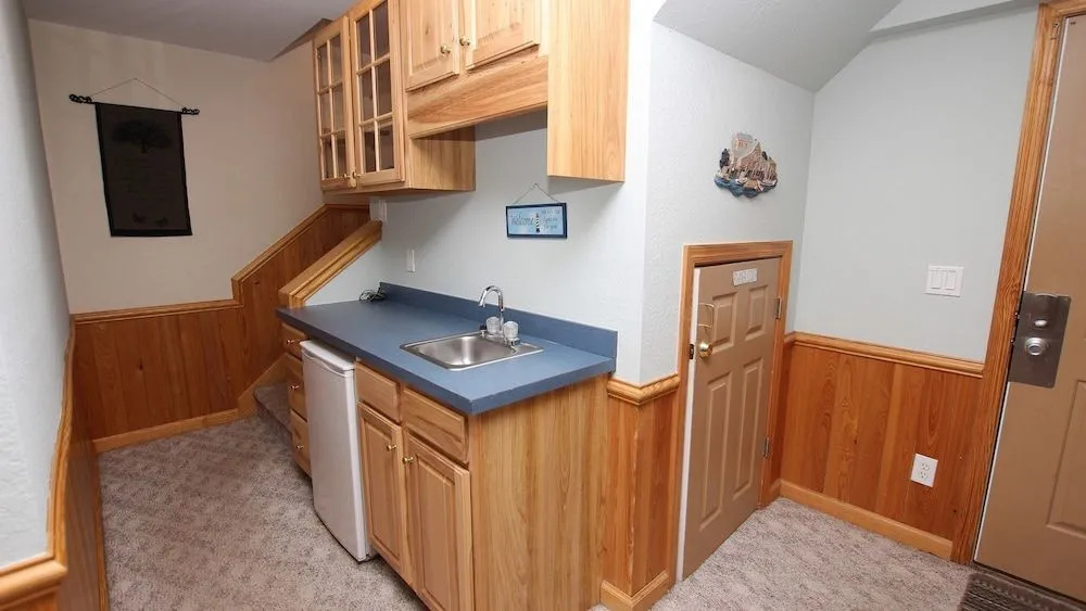 Leap of Faith - 7 Br Home