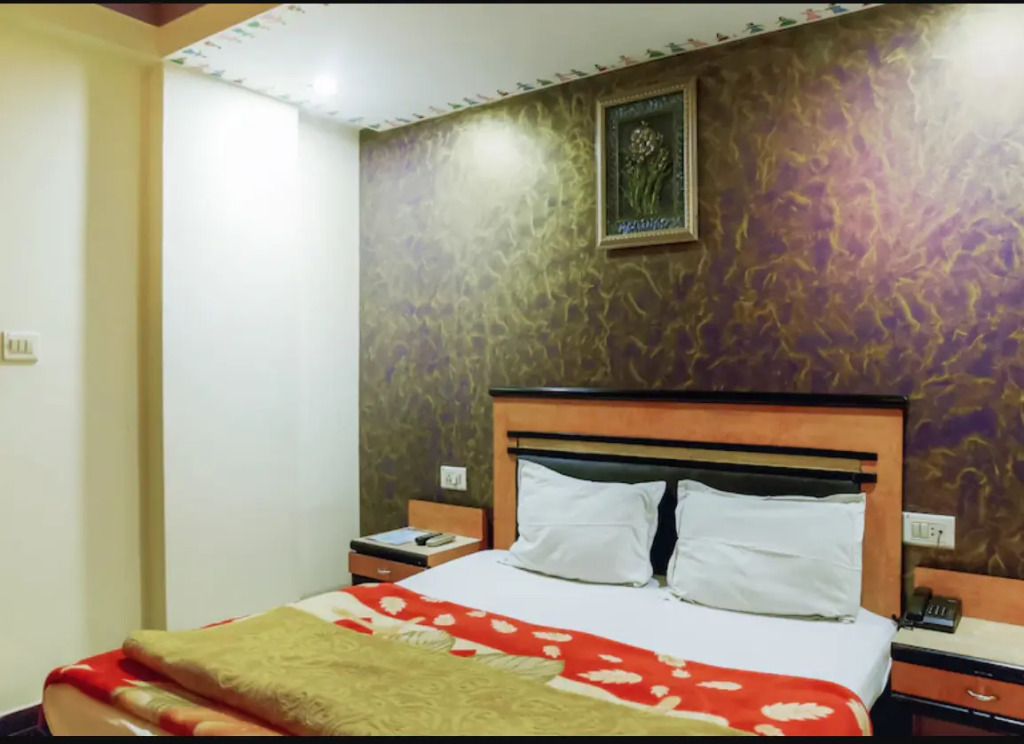 Hotel Sachdeva Excellency